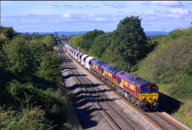 Tuam Tshoj UK Railway Tsheb thauj mus los rau Qhov Rooj